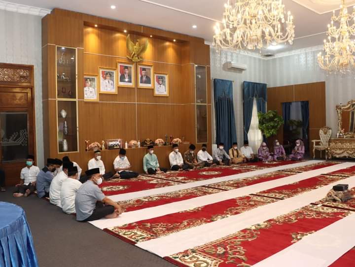 Pemkab Lampura Gelar Silaturahmi Dan Peringati Nuzulul Quran 1443 H