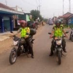Kegiatan Rutin Babinsa dan Bhabinkamtibmas Lakukan Patroli