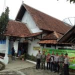 TNI-Polri Bersinergi, Ciptakan Situasi Kondusif Dalam Perayaan Hari Raya Natal Di Gereja Santa Maria