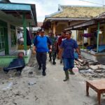 Awal Tahun 2019, Bupati Pesawaran Tinjau Para Korban Tsunami di Pulau Legundi