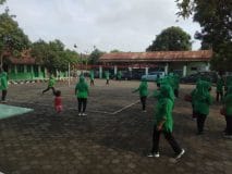 Persit Kartika Candra Kirana Kodim 0736/Batang Gelar Olahraga Bola Volly