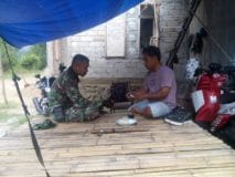 Suasana Keakraban dengan Segelas Kopi