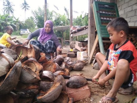 Mama Rezky Senang, Kehadiran Tentara Membuat Suasana Ramai