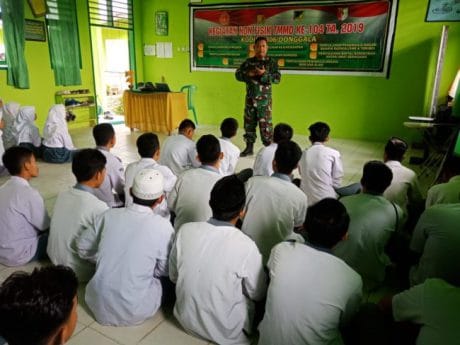 TMMD 104 Berikan Sosialisasi Bahaya Narkoba