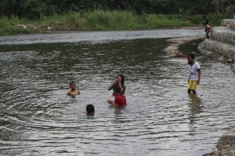 Wisata Olahraga Sambil Belajar di Lokasi TMMD 104
