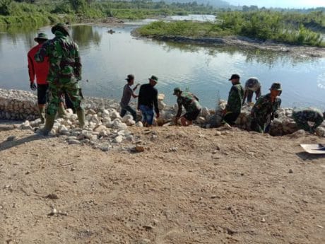 Kekuatan Dikerahkan Semua Kebut Pekerjaan TMMD