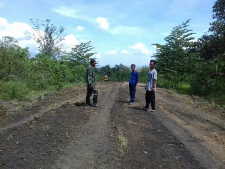 8 Hari Lagi Pengerjaan Jalan Penghubung Kelar