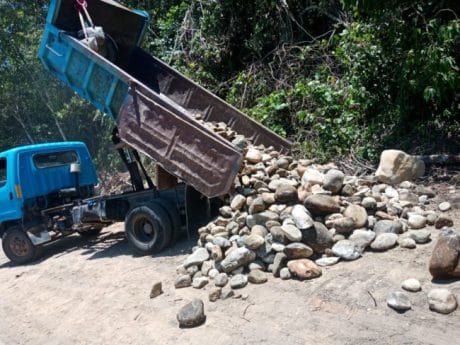 Material Masih Terus Digoyang Penuhi Kebutuhan