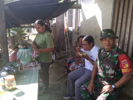 Serka Ebit :”Nasi Bungkus Terasa Nasi padang “