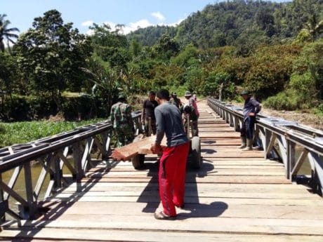 Patut Diacungi Jempol