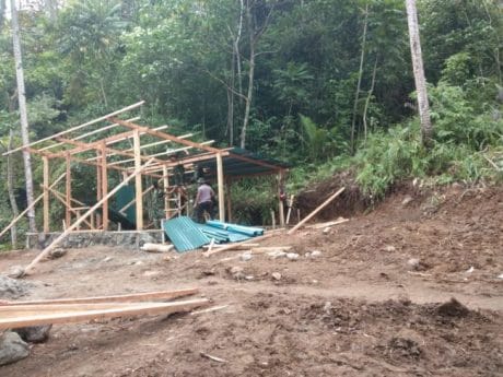 Kantin Sudah Tahap Pasang Atap