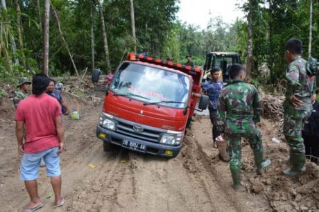 Meski Banyak Rintangan, Percepatan Pembangunan Terus Berjalan