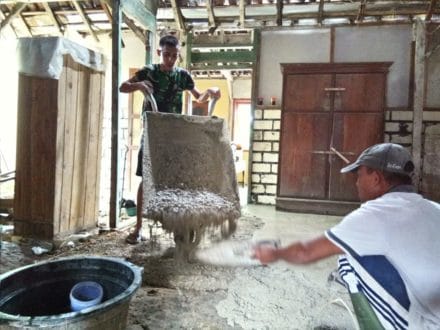 Luar Biasa, Semangat Prajurit Satgas TMMD ini