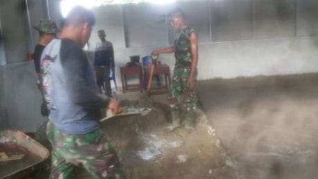 Satgas TMMD bantu Perbaiki Sekolah