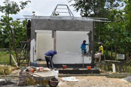 Satgas TMMD Ke-104 Tuban Bangun Pos Kamling Untuk Jaga Keamanan Desa