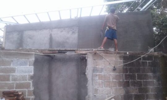 Memasuki pekan ke 15 hari proses pembangunan rumah  Jember