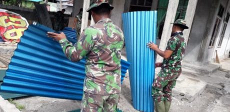 Bergotong – Royong, Tingkatkan Semangat Bekerja Dalam TMMD 104
