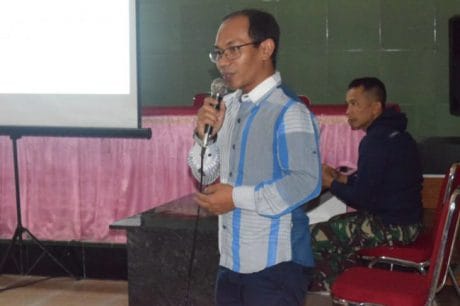 Beri Penyuluhan KB, Satgas TMMD Ke-104 Ingin Tingkatkan Kualitas Keluarga Warga Desa Poncol