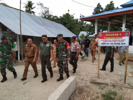 Kunjungan Brigjen TNI steve parengkuan, di lokasi pelaksanaan tmmd 104 kodim 1417 kendari