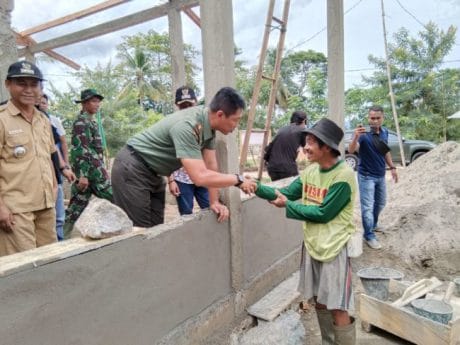 Era Modern, TNI Bangkitkan Budaya Gotong Royong melalui TMMD  104 Konawe