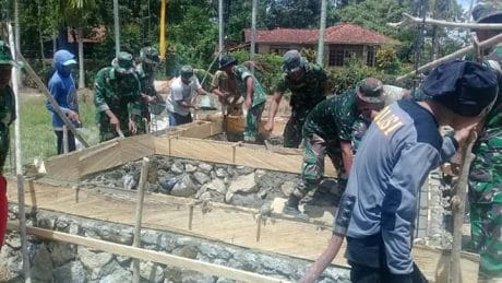 Warga Terbantu, Akses Jalan Usaha Tani di Buka Oleh Satgas  TMMD 104 Konawe