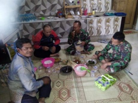 Satgas TMMD ke 104 Kodim 0804/Magetan Jalin Komsos dengan Masyarakat