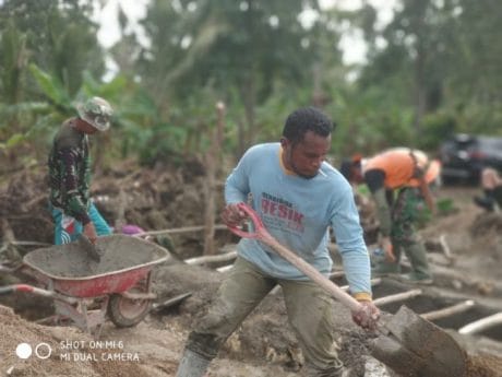 Pembangunan plat duiker terus di genjot