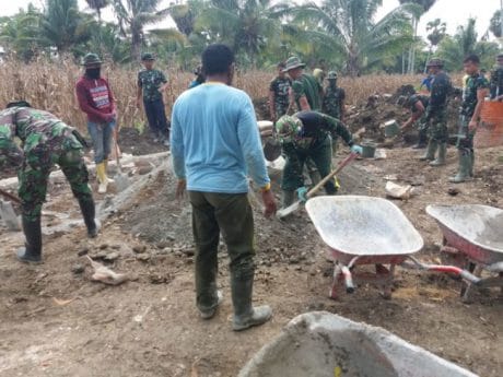TERUS DIGENJOT PEMBANGUNAN TALUD JALAN