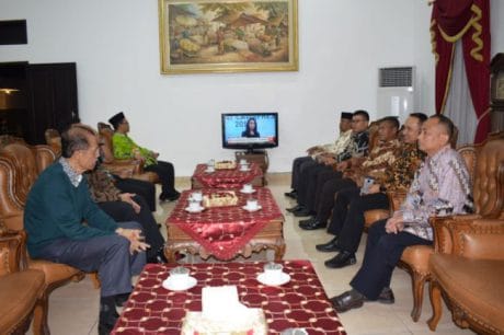 Danrem 081/DSJ Dampingi Tim Wasev TMMD Ke-104 Hadiri Jamuan di Pendopo Magetan