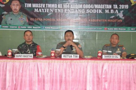 Tim Wasev TMMD Ke-104 Tatap Muka Warga di Kantor Desa Poncol