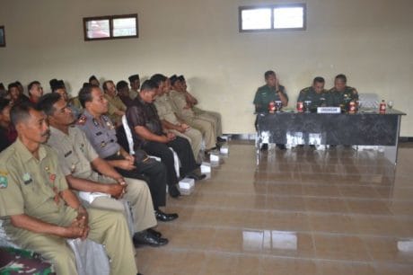 Masyarakat Desa Poncol Antusias Ikuti Tatap Muka Bersama Tim Wasev TMMD Dari Mabesad