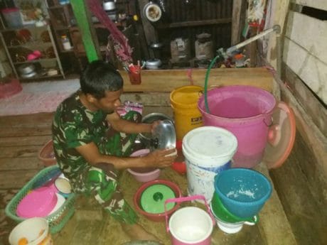 Kegiatan Satgas TMMD Di Rumah Masyarakat