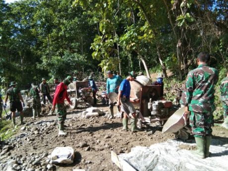 Cor jalan di Tungka sudah 950 meter