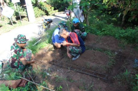 Seribu meter jalan dicor untuk warga desa Tungka