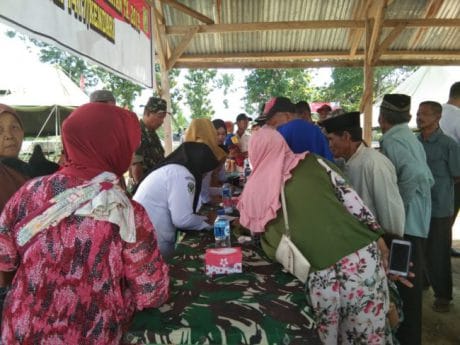 Ratusan warga Anggotoa ikuti Pengobatan Massal Massal TMMD 104 Konawe