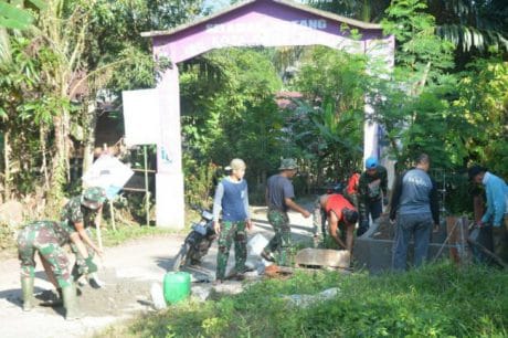 Kenangan Satgas TMMD ke-104 terukir di Tugu TMMD