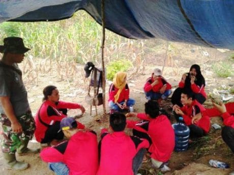 Di Hutan Perhutani RPH Kaliwadas, Satgas TMMD Pemalang Sisipkan Wasbang