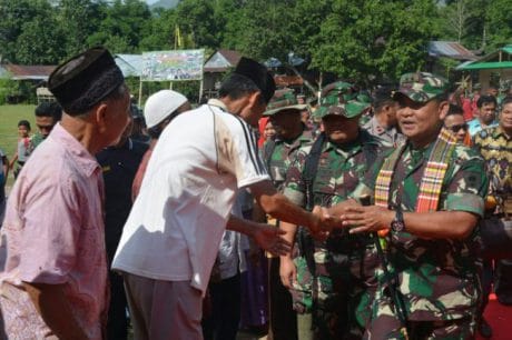 Pangdam XIV/Hasanuddin disambut Tokoh Masyarakat Desa Tungka