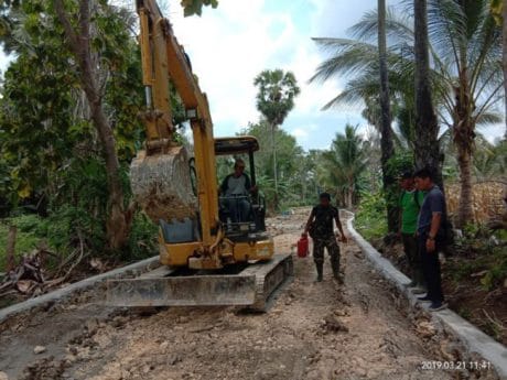 PERCEPAT TARGET,KODIM 1407/BONE KERAHKAN ALAT BERAT ESKAVATOR