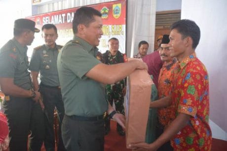 Jenderal Bintang Satu Sterad : Jatiroyom Ronda Malam Dengan Televisi LED