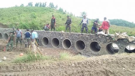 15 Lubang Riol Terpasang di Jembatan Limpas Kali Bacin Pemalang
