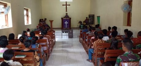Ibadah Kebaktian Terus di lakukan di lokasi TMMD Kodim 0824/Jember