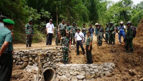 Pertahankan kebersamaan dan kemanunggalan antara TNI dan rakyat