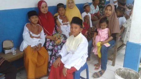 Tegar Anak Kesesirejo Pemalang dan 9 Anak Disunat di TMMD