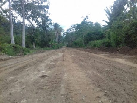 Pekerjaan jalan ini hampir selesai sebentar lagi