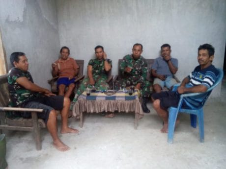 Diawali apel pagi pengecekan personil