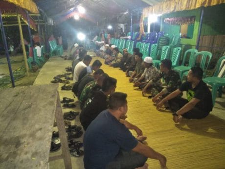 Satgas TMMD 104 Kodim Donggala Hadiri Pelaksanaan Yasinan dalam Rangka Akad Nikah Warga