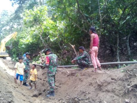 Inilah Cara Satgas TMMD Kurangi Demam Game Online Generasi Muda Palolo