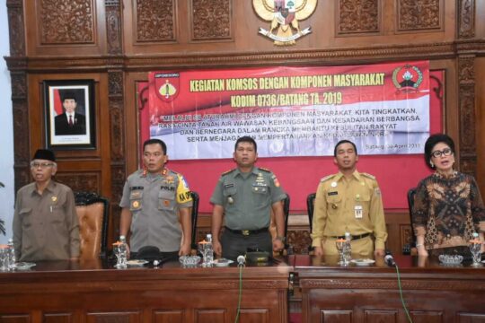 Bupati Batang Apresiasi Polisi dan TNI dalam Pengamanan Pemilu yang Damai dan Aman