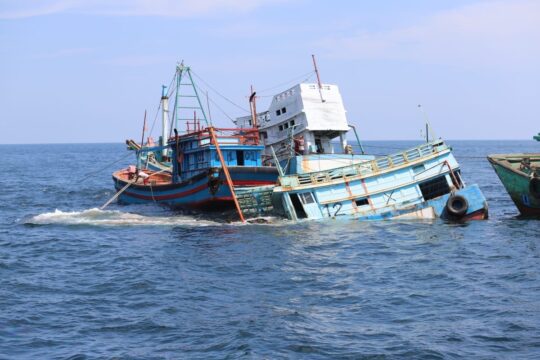 13 Kapal Ilegal Dimusnahkan KKP di Kalbar